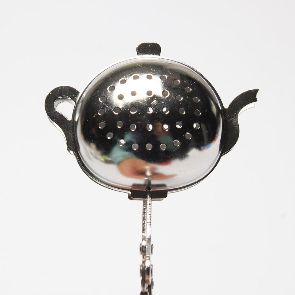 Teapot Shape Stainless Steel Small Hole Infuser Colander with Handle